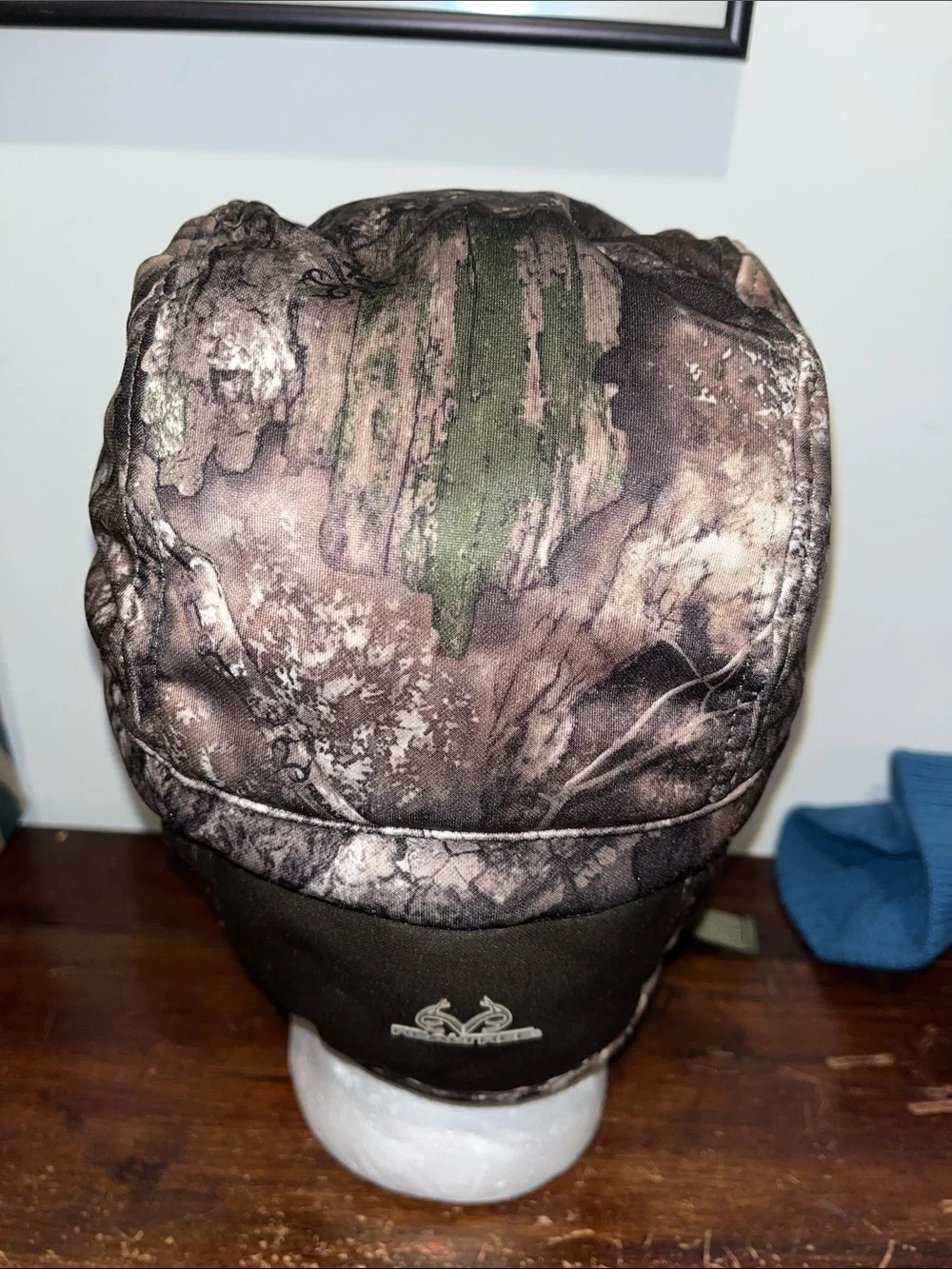 Realtree snap neck